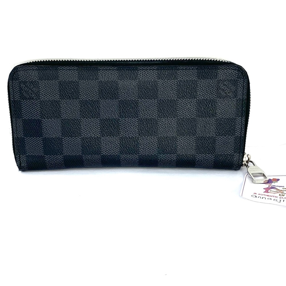 Louis Vuitton Damier Graphite Zippy Wallet